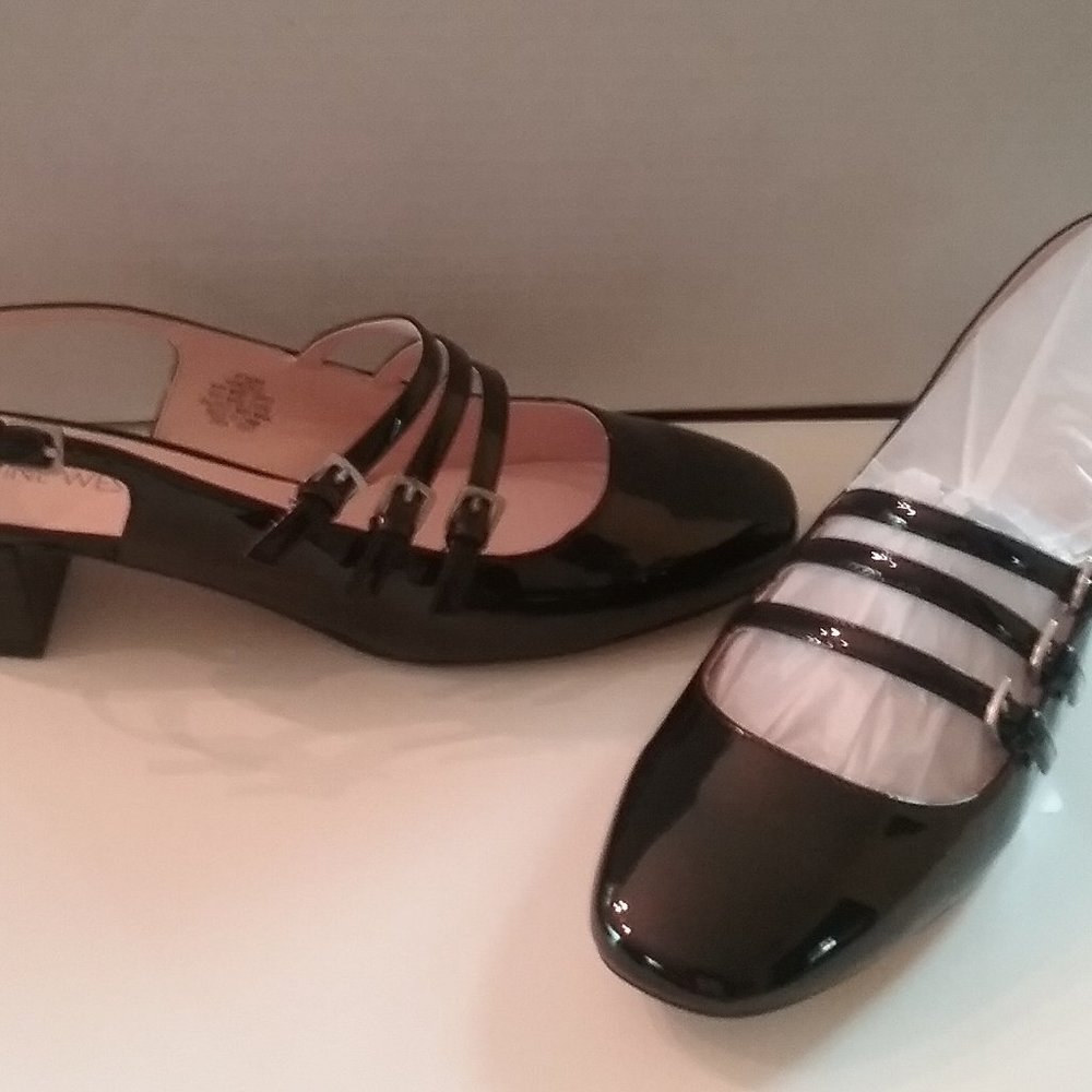 NINE WEST Black Patent Leather Sling-backs